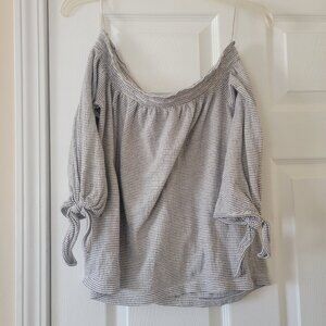 Lucky Brand Cream & Blue Off the Shoulder Tie Sleeve Top